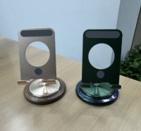 mobile holder rollable and adjustable